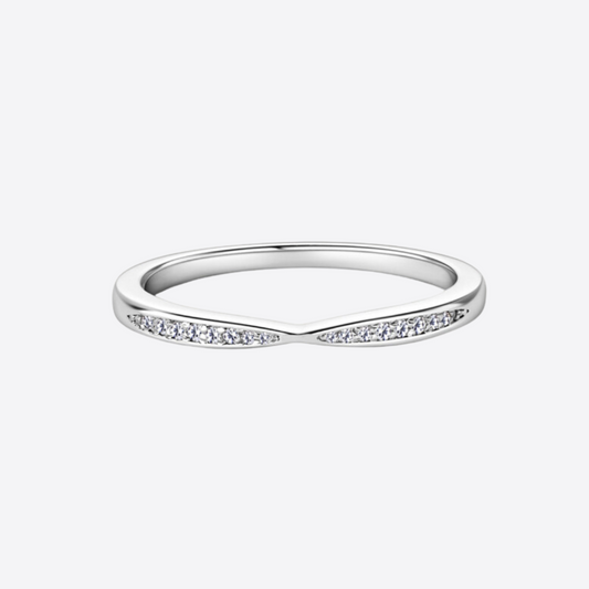 Inlaid Moissanite Pinch Notched Wedding Band