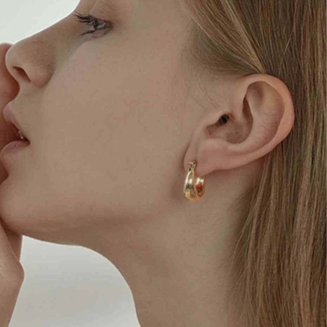 Round  Gold Tapered Hoop Earrings