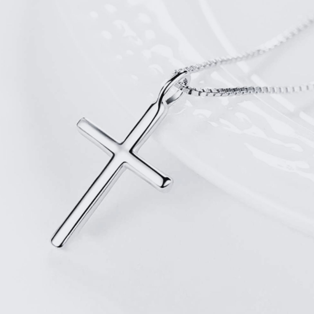 Small Silver Cross Pendant Necklace