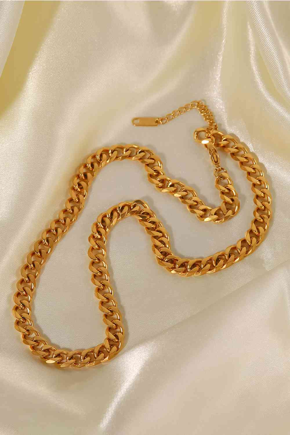 Retro Chunky Cuban Curb Chain Necklace