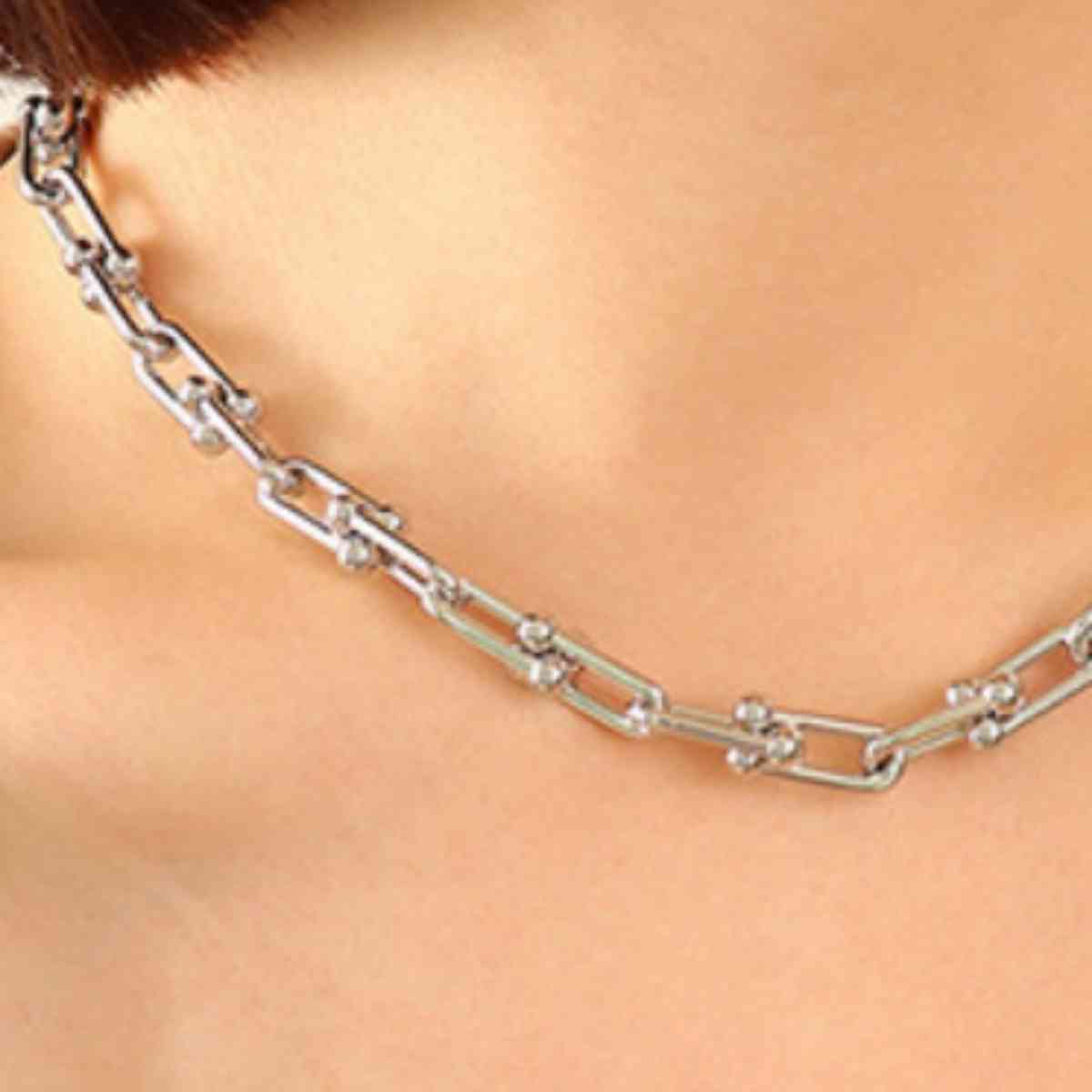 Chunky U-Link Chain Necklace